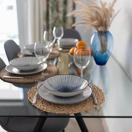 White Medano Apartment. New With Fast Wifi Hébergement de vacances