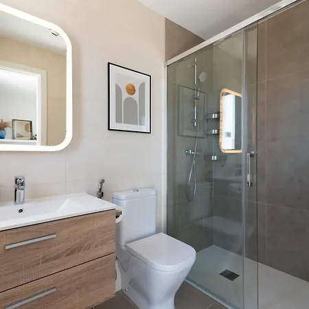 White Medano Apartment. New With Fast Wifi El Medano (Tenerife)