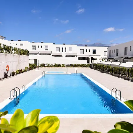 Holiday home White Medano Apartment. New With Fast Wifi
