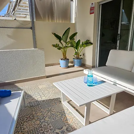 Holiday home White Medano Apartment. New With Fast Wifi *
